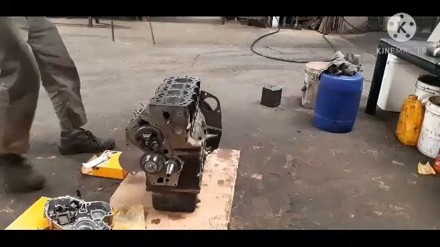 Bobcat C2.2 Engine Assemble & Full Pump Timing Settings and Cat Engine C2.2 смотреть онлайн
