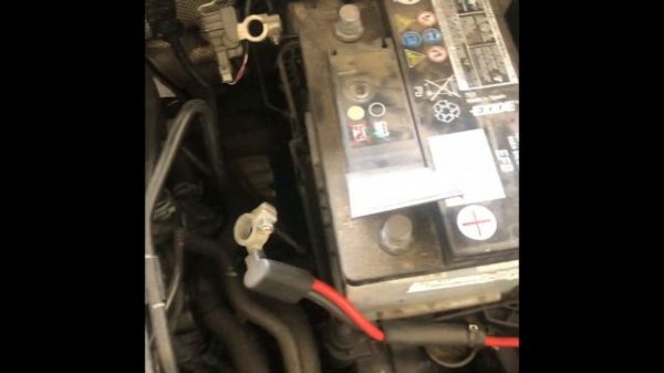 Battery change (Seat Leon)