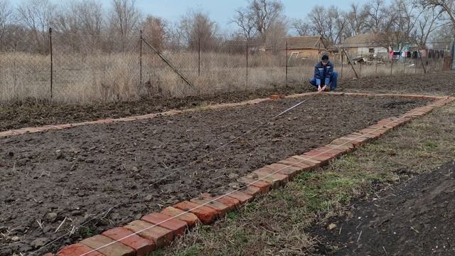Готовим фундамент под теплицу.Реле времени для вытяжки.Ремонт трактора. смотреть онлайн