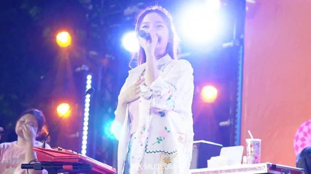 เกี่ยวกันไหม - Ink Waruntorn [ Live at Samyan Mitrtown 15/04/2023 ] смотреть онлайн