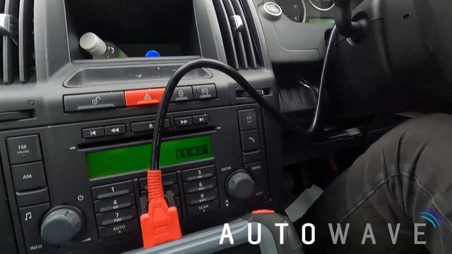 Programming Spare Key For 2012 Land Rover Freelander | XTool X100 PAD Elite смотреть онлайн