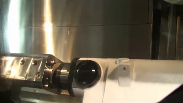 Обработка гидравлического цилиндра на многофункциональном ОЦ MULTUS B400/OKUMA смотреть онлайн