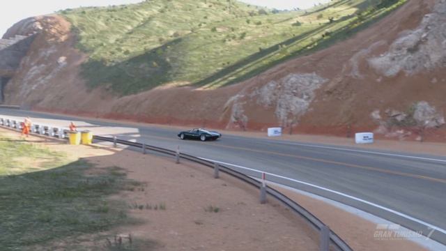 Sliding a Jaguar XJ13 around Grand Valley I GT7 смотреть онлайн