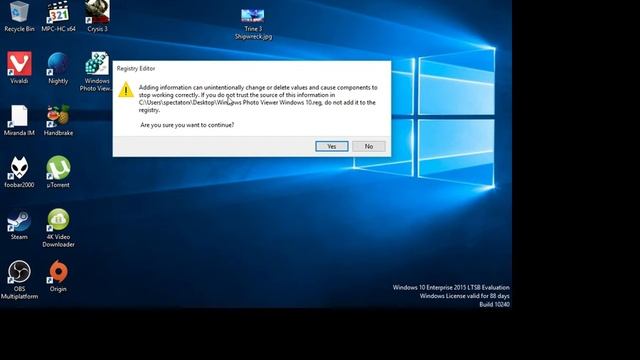 Windows 10: How to enable Windows Photo Viewer смотреть онлайн