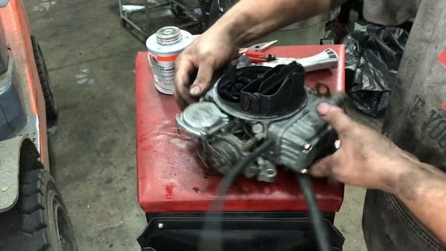 Gasifier Mini Truck Gets Its Junkyard Engine Tossed In, And Carb Modifications смотреть онлайн
