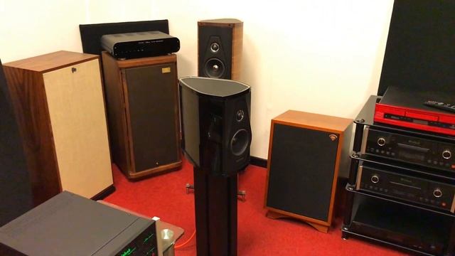 The delicious Sonus Faber OLYMPICA 1 bookshelf speakers смотреть онлайн