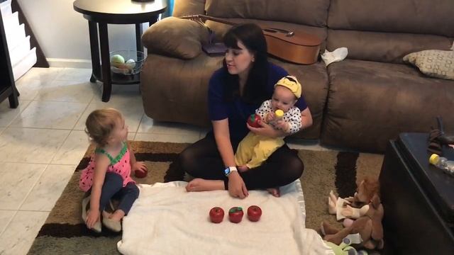 Rosh HaShanah Song for Toddlers смотреть онлайн