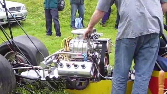 Russ Carpenters Daimler powered drag car смотреть онлайн