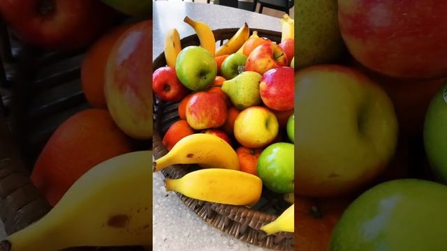 An apple a day keeps doctor away ❤️❤️ смотреть онлайн