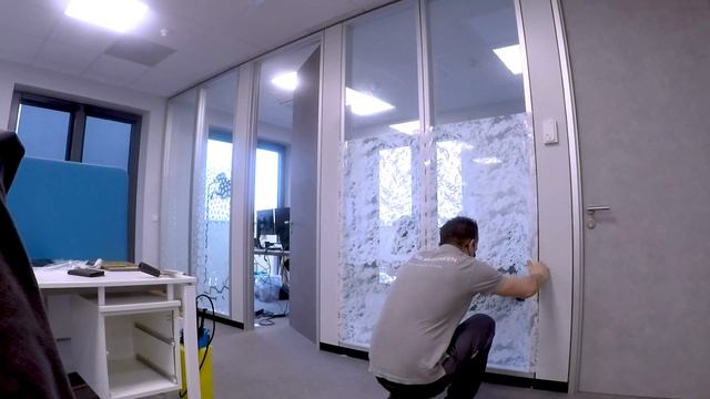Installation of the Ascent decorative window film by Solar Screen смотреть онлайн