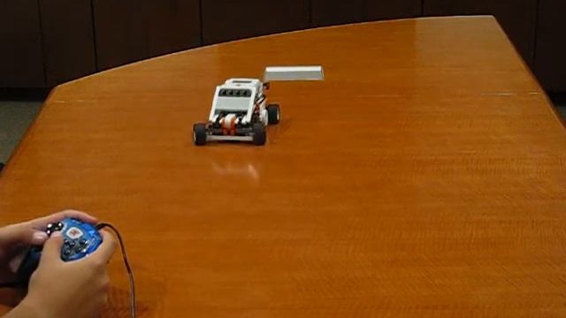 LEGO NXT Remote Control Race Car смотреть онлайн