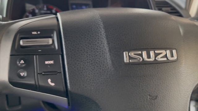 ISUZU D-MAX V-CROSS 3.0 VGS 4WD ปี 2012 смотреть онлайн
