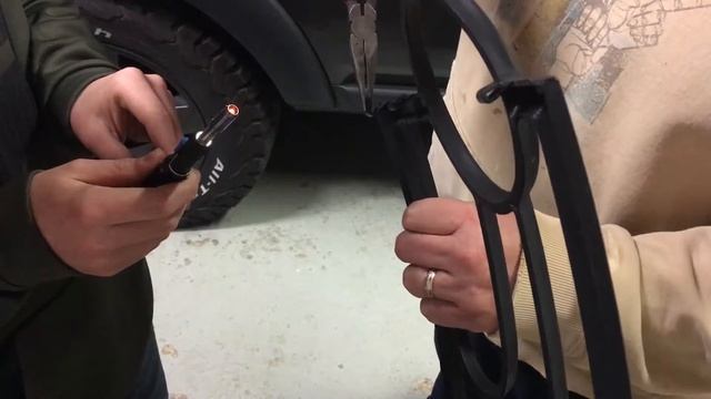 Land Rover LR3 Front Lamp Guard Install Mod смотреть онлайн