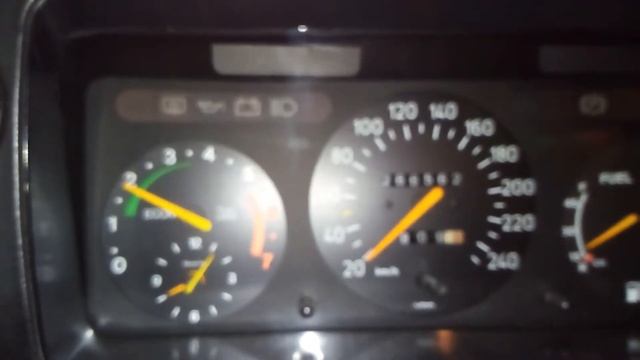 SAAB c900 T16 T5.5 panel lights while engine starting смотреть онлайн