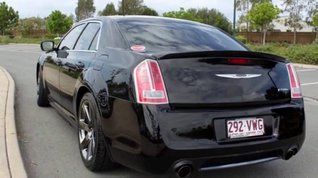 2012 Chrysler 300 SRT-8 Black 5 Speed Sports Automatic Sedan смотреть онлайн