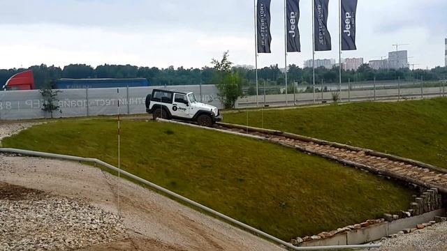 тест драйв jeep wrangler rubicon смотреть онлайн