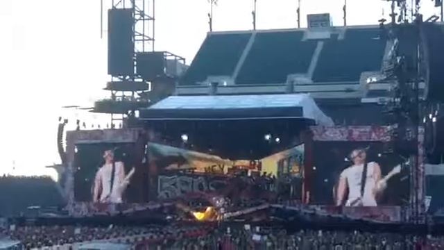 Outta my limit - 5sos Lincoln financial stadium 2014 смотреть онлайн