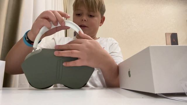 Распаковка airpods max смотреть онлайн
