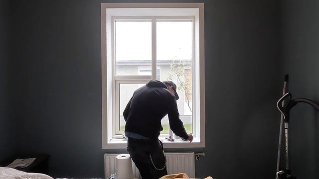 Bedroom Window Done! || House Renovation Iceland смотреть онлайн