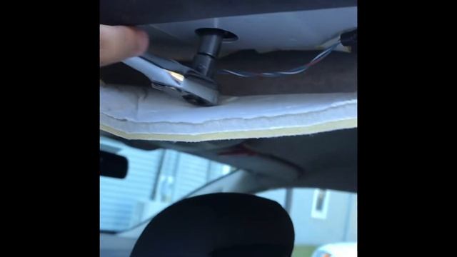 Replacing the Door Track on 2016-2019 Dodge Grand Caravan Slider смотреть онлайн