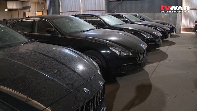 Maseratis On Tender смотреть онлайн