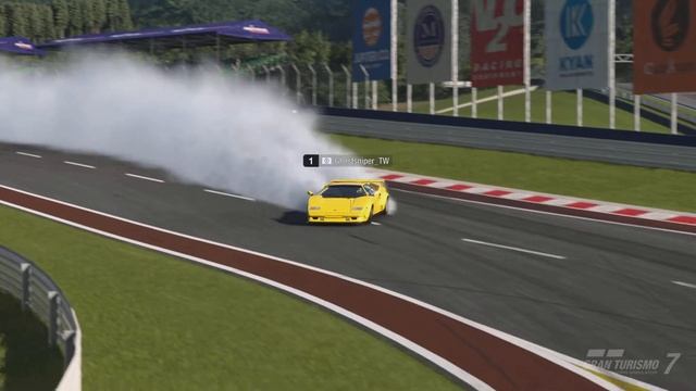 GT7 LAMBORGHINI COUNTACH 25TH ANNIVERSARY `88 DRIFT смотреть онлайн