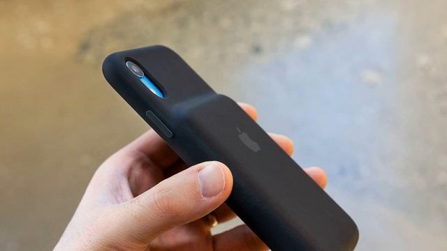 Your iPhone XS or XR battery case could be due a free replacement from Apple смотреть онлайн