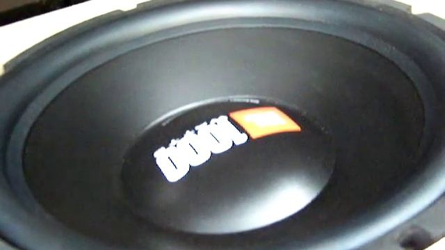 Sub Box Test 1 - Under The Influence смотреть онлайн