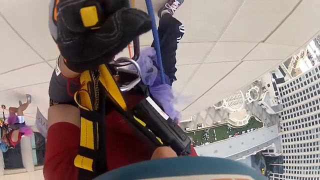 TREVOR SCHAEFER - Over the Edge for Brain Cancer - San Diego 2013 смотреть онлайн