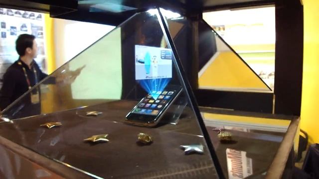 HoloAD - 3D glasses-free display holographic technology смотреть онлайн