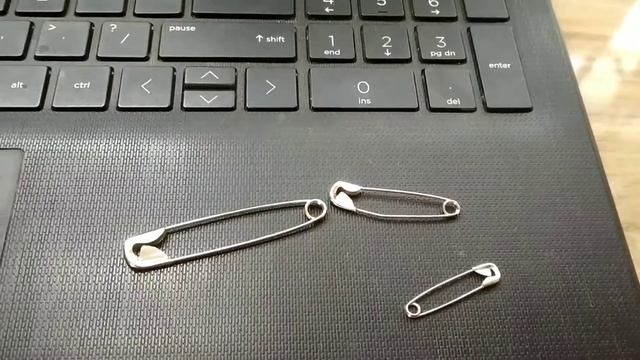 How to eject DVD Tray of Laptop without button | Laptop ki cd nikale bina button use kiye смотреть онлайн