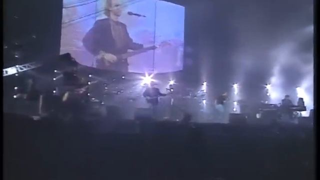GENESIS -JESUS HE KNOWS ME- The Way We Walk Live 1992