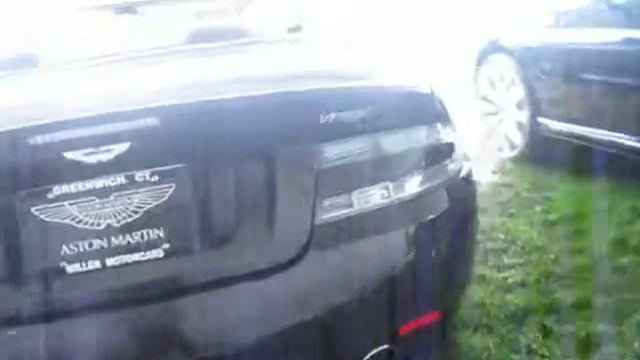 Aston Martin Virage смотреть онлайн