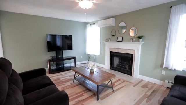 Haverhill Home For Sale - 47 Hillcrest Ave. - Bentley's Real Estate смотреть онлайн