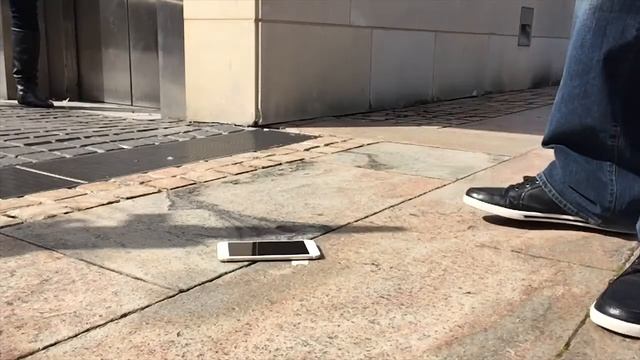iPhone 6 and 6 Plus Drop Test! смотреть онлайн
