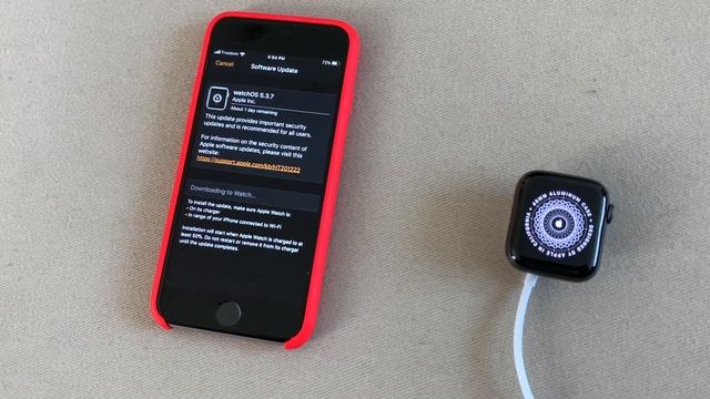 Apple Watch Series 4 + Apple (PRODUCT)RED Sport Band - Unboxing смотреть онлайн