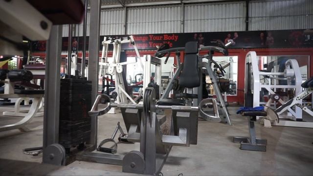 Do you want to get big back/ ចង់បានខ្នងធំស្អាតទេ/ Zed vlog смотреть онлайн