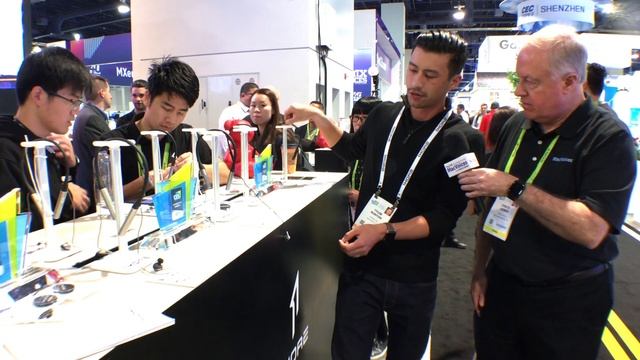 MacVoices #19066: CES - 1More Continues Their Tradition of Award-Winning Triple Driver Headphones смотреть онлайн