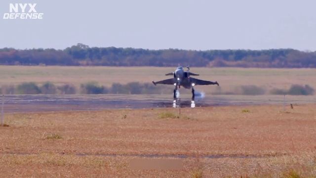 SAAB JAS 39 Gripen E Fighter Aircraft смотреть онлайн