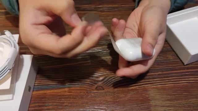 Обзор на Airpods2 смотреть онлайн