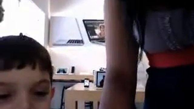 APPLE STORE! смотреть онлайн