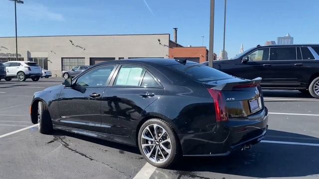 2016 Cadillac ATS-V смотреть онлайн
