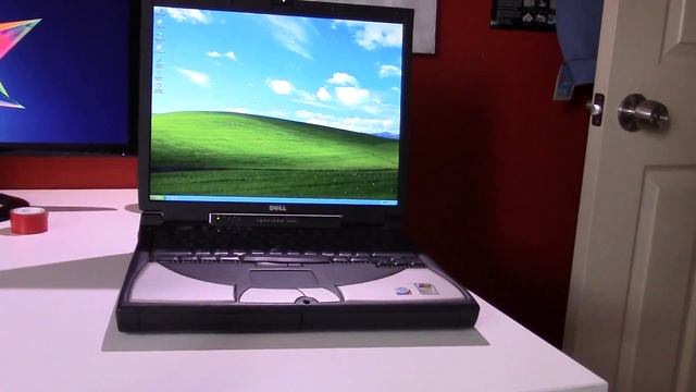 Dell Inspiron 8200 смотреть онлайн
