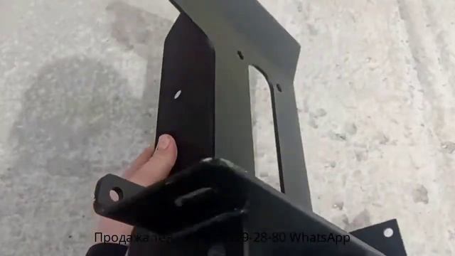 Опора подножек передняя правая (на 65115) 65115-8405030-30