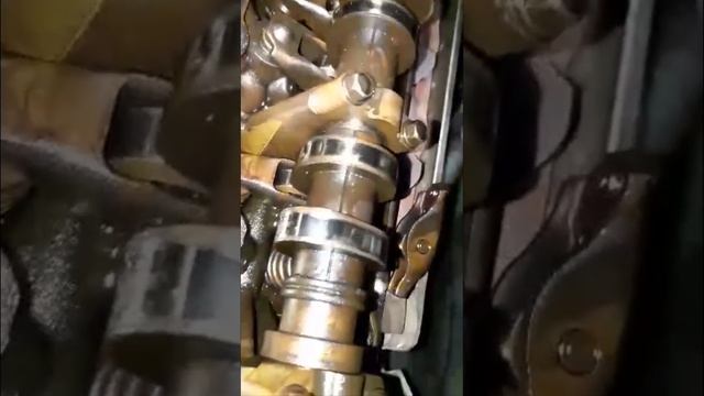 Jeep Commander 4.7 get new front shocks and new lifters смотреть онлайн