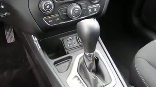 2018 Jeep Cherokee Latitude FWD in San Diego, CA 92111 смотреть онлайн