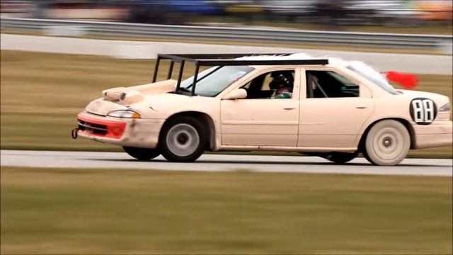 1997 Dodge Intrepid gets loose at Autobahn Country Club смотреть онлайн