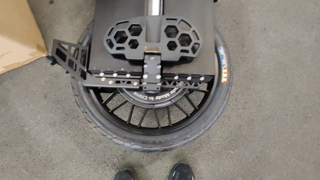 Распаковка моноколеса BEGODE Master Pro V3! Бонус в конце😂 смотреть онлайн