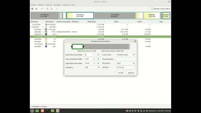 Come creare o eliminare partizioni sul proprio disco rigido con Gparted su: Linux Mint. смотреть онлайн