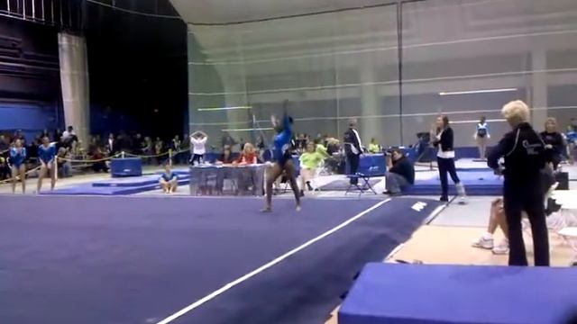 Amber Brown's FX смотреть онлайн